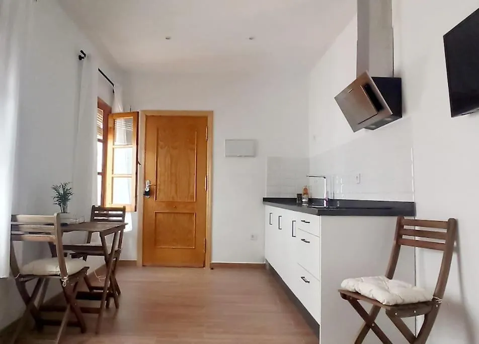 Limerencia: Tu Hogar En Este Blanco Pueblo Frigiliana 0*,  Spagna